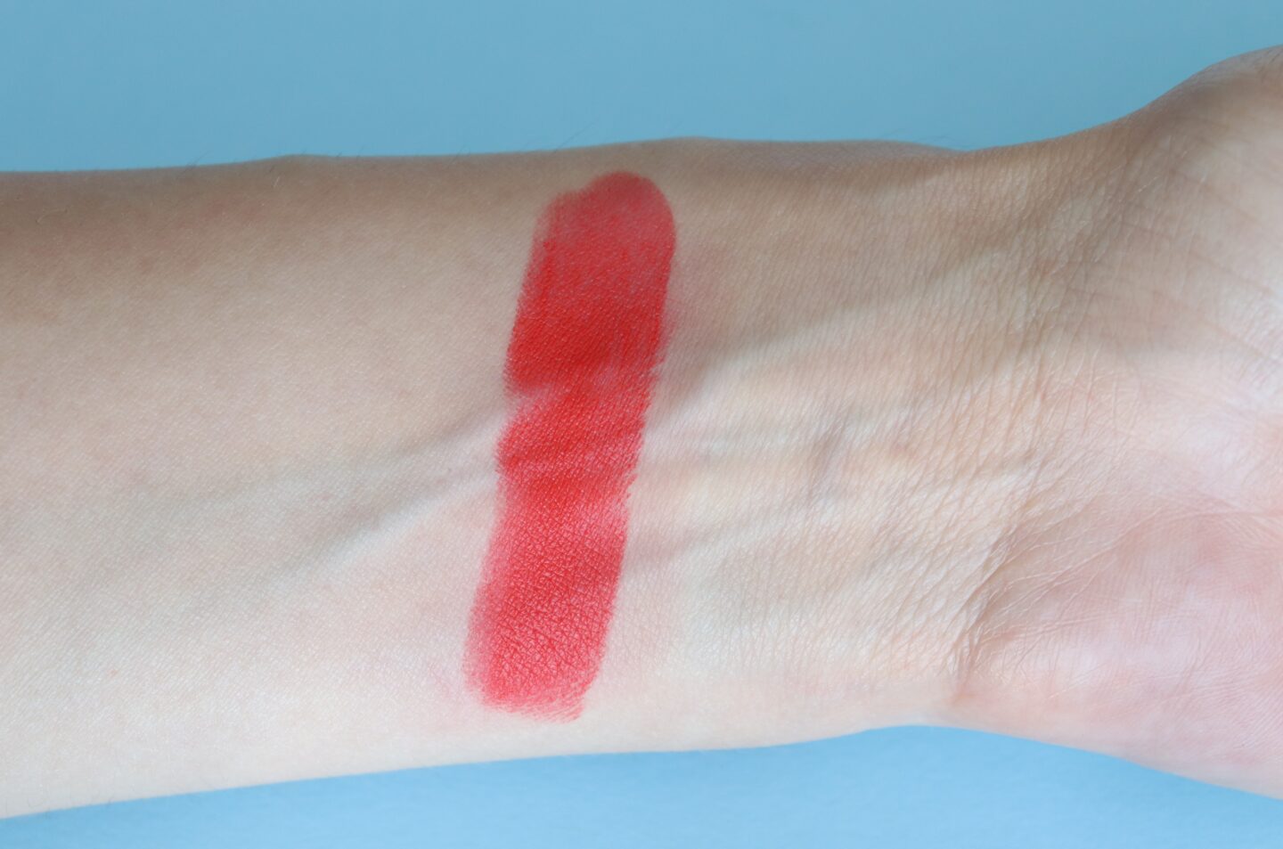 Rouge Casaque 64 swatch