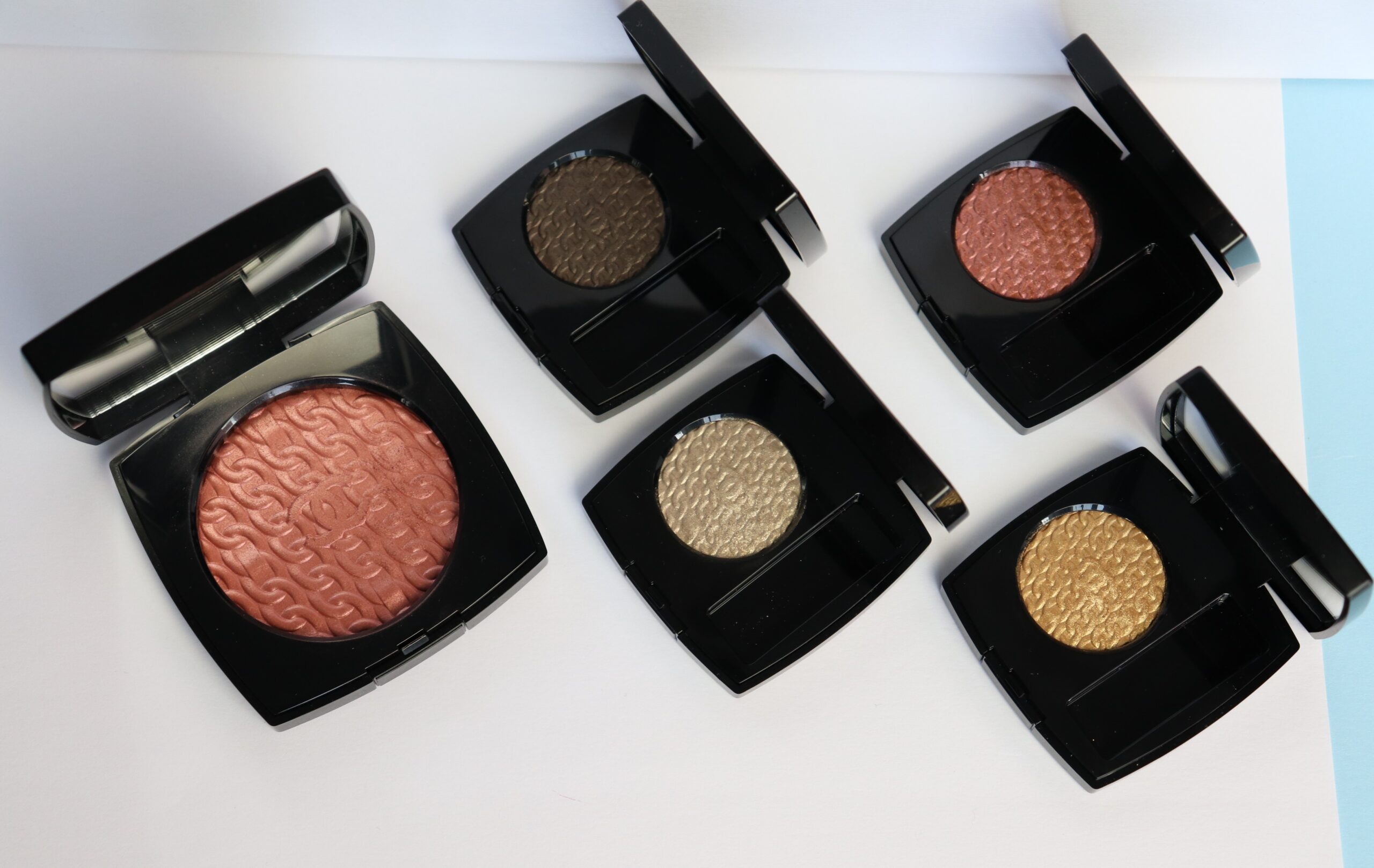 Chanel SoHo de Chanel Highlighter & Blush Review, Photos, Swatches