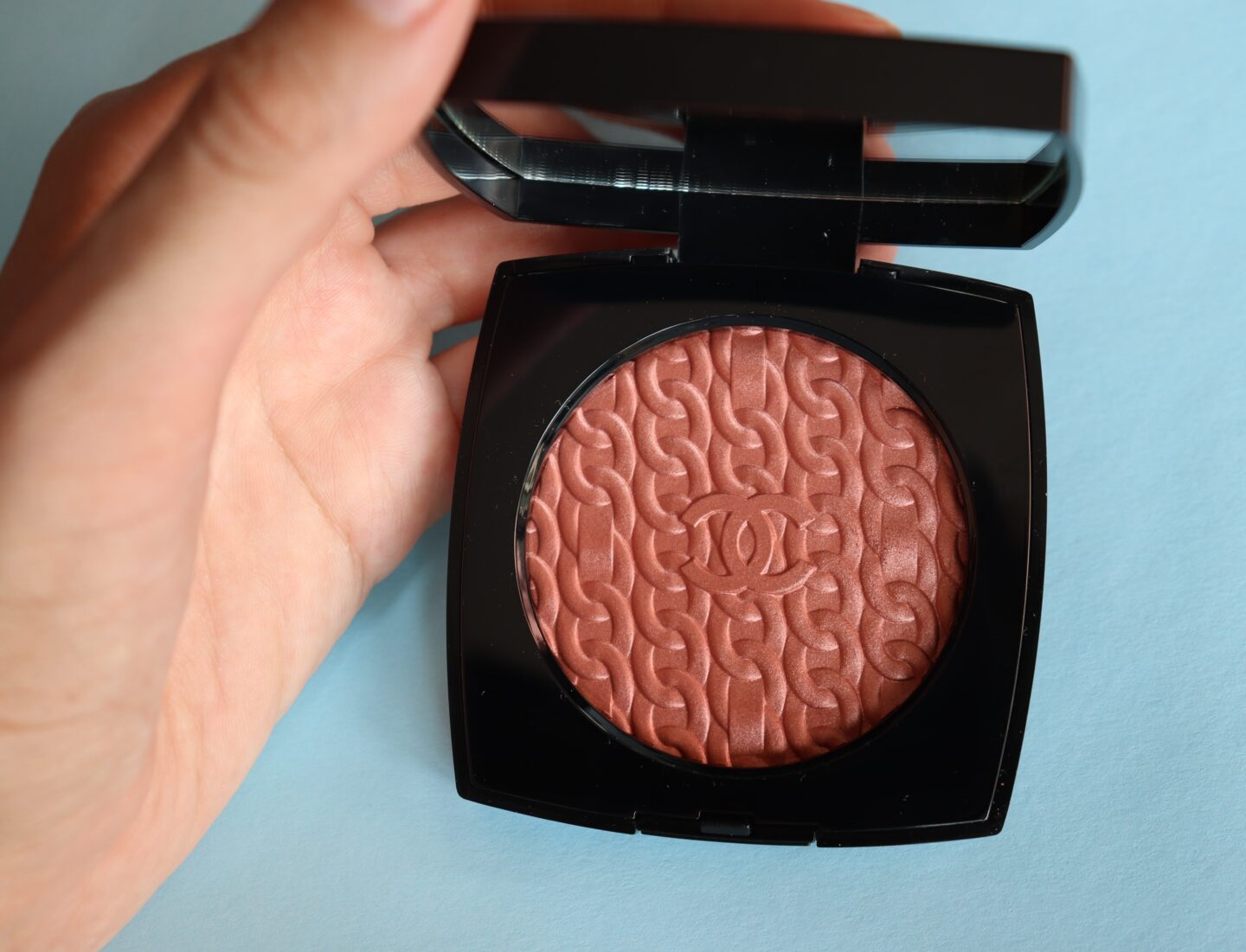 Illuminating Blush Powder Les Chaînes de Chanel